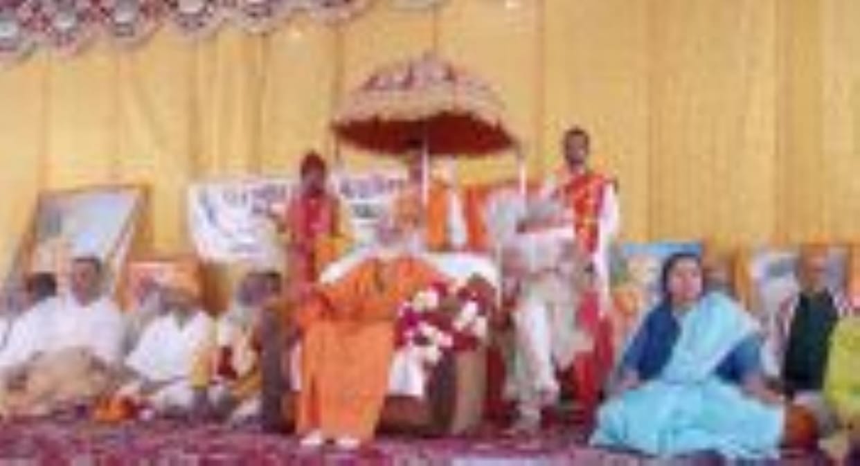 There is a feeling of happiness when one meditates on God: Minister