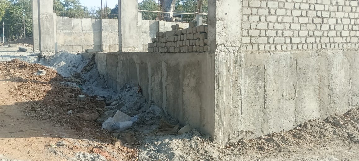 Questions raised on the quality of Nagar Palika Parishad building construction