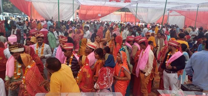 105 couples got married in a mass marriage ceremony