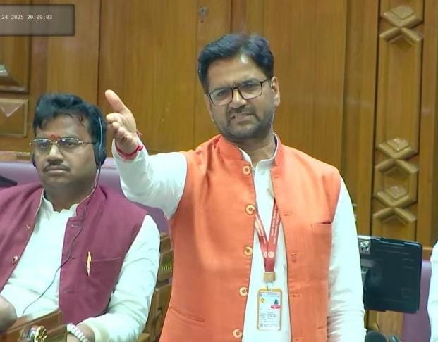 UP: BJP MLA car pelted with stones in Amroha,  sub inspector and three others suspended