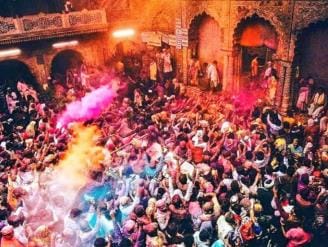 Live Streaming of Shri Banke Bihari Darshan Holi LED Screens Installed Across Vrindavan