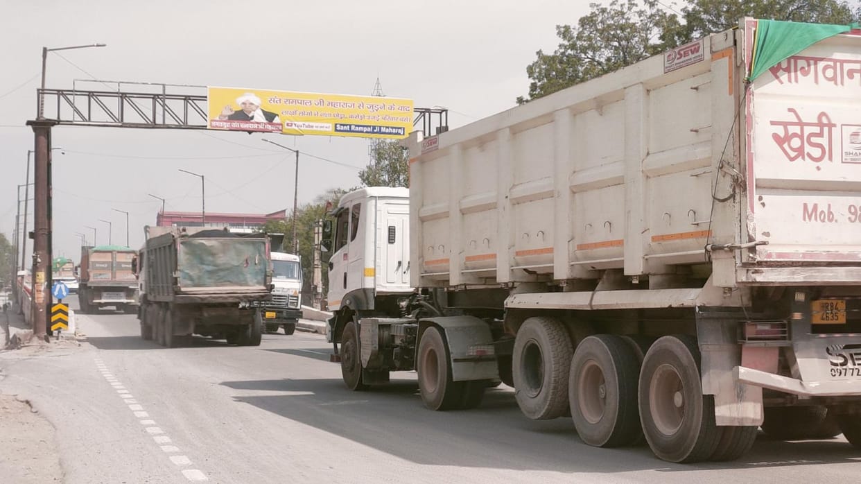 Heavy vehicles are being passed through Dhani Gate ROB