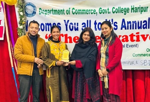 Jyoti Chauhan stood first in poster making