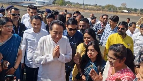 Kamal Nath lashes out at Investor Meet10 years of such an investor meet, no employment till date