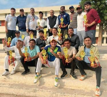 Kuvi Star team became the champion of T-20 competition, Shamsher Chauhan became the man of the match.