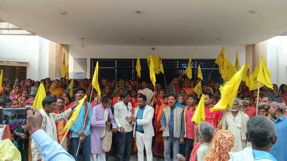 Bihar News Landless Dalit and poor families have not received land they have been running around three years