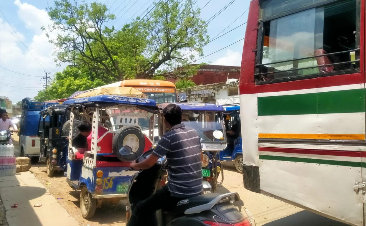 Bus stand in the city is giving pain to the people