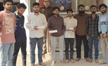 Eight arrested in attack on bus driver and conductor