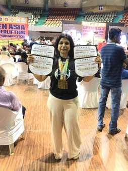 Started weight lifting after having two daughters, now Chetna has won 4 gold medals
