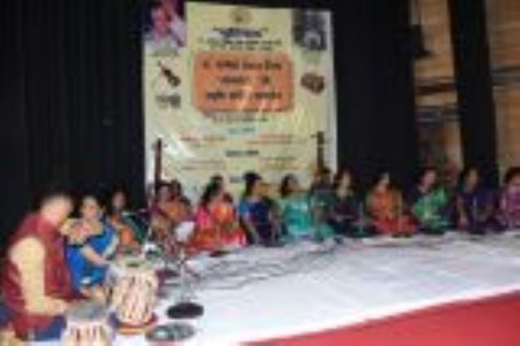 The audience was mesmerized by the melodious performances of Riddhima and Aastha.