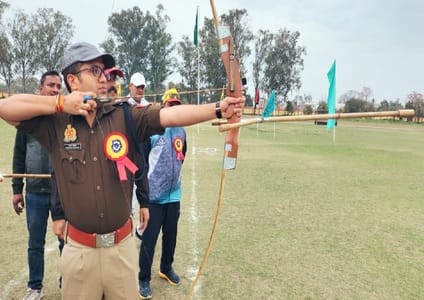 Pilibhit team won in women's archery category