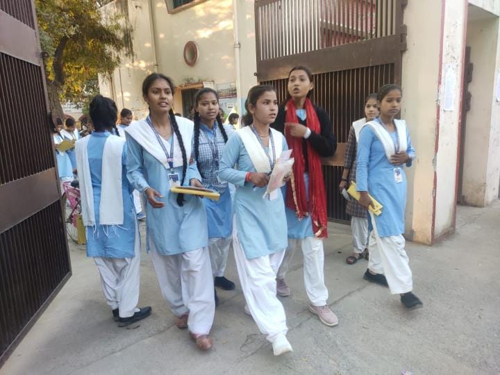 1325 high school students skipped the maths paper