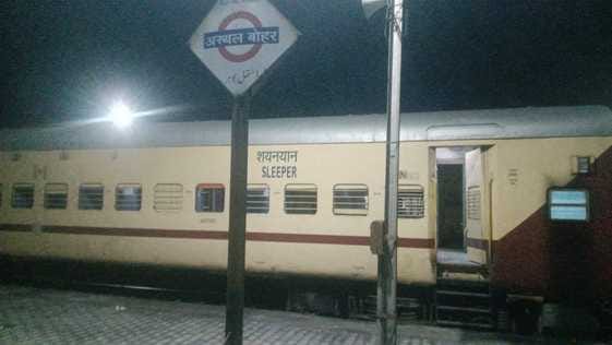 Mela special train for Khatu Shyam Dham was delayed by two hours on the very first day