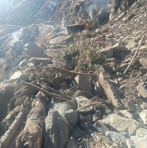 Chamba-Bharmaur NH opened after 30 hours