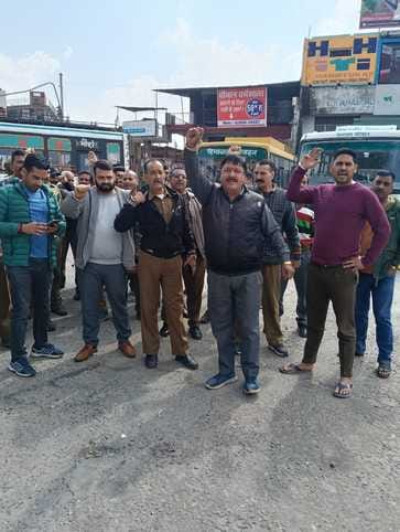 Night allowance and overtime of drivers and conductors should be given in lump sum: Pawan
