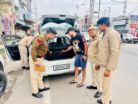 Body elections: Police take control of front, blockade Punjab border