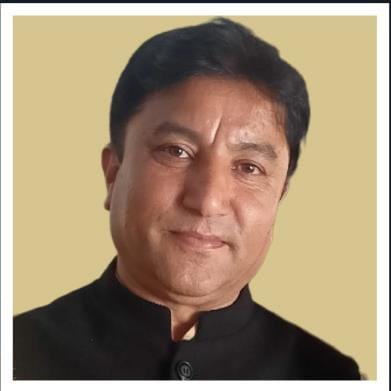 Lecturer Ravinder singh Gave Exam Tips