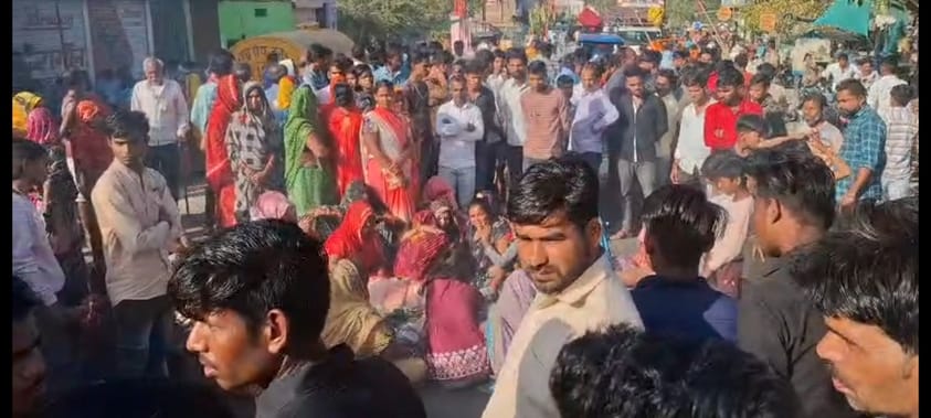 Youth injured in road accident dies, angry family members block the highway