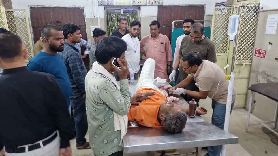 Bike driver died and two injured in collision with unknown vehicle