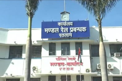 Ratlam News Four pairs of Holi and summer special trains will run through Ratlam division see train list
