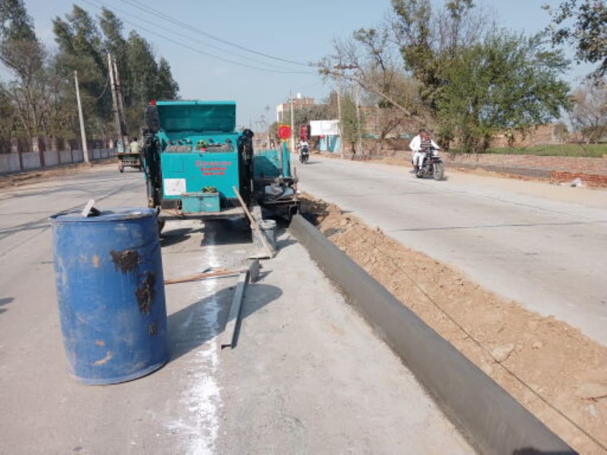 Dividers will be installed on major routes to get rid of traffic jams