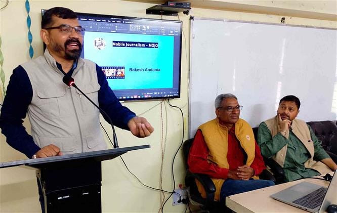 Best filmmaking is possible through smart phone: Rakesh Andania