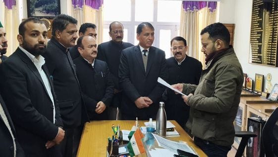 Central government's new bill against the rights of advocates