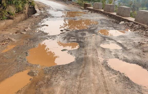 Rain Water Fill in pits of Road