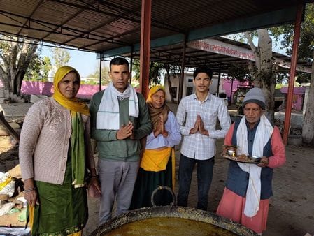 Saw money raised for cows in Shri Goshala Dholposh Ashram