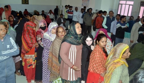 Changing weather is making people sick, OPD of district hospital crosses 400