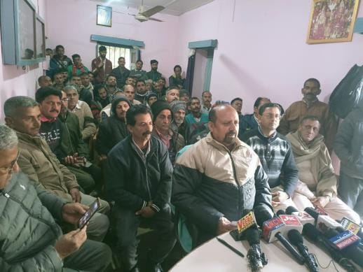 Government should take decision on the pending demands of daily wage earners