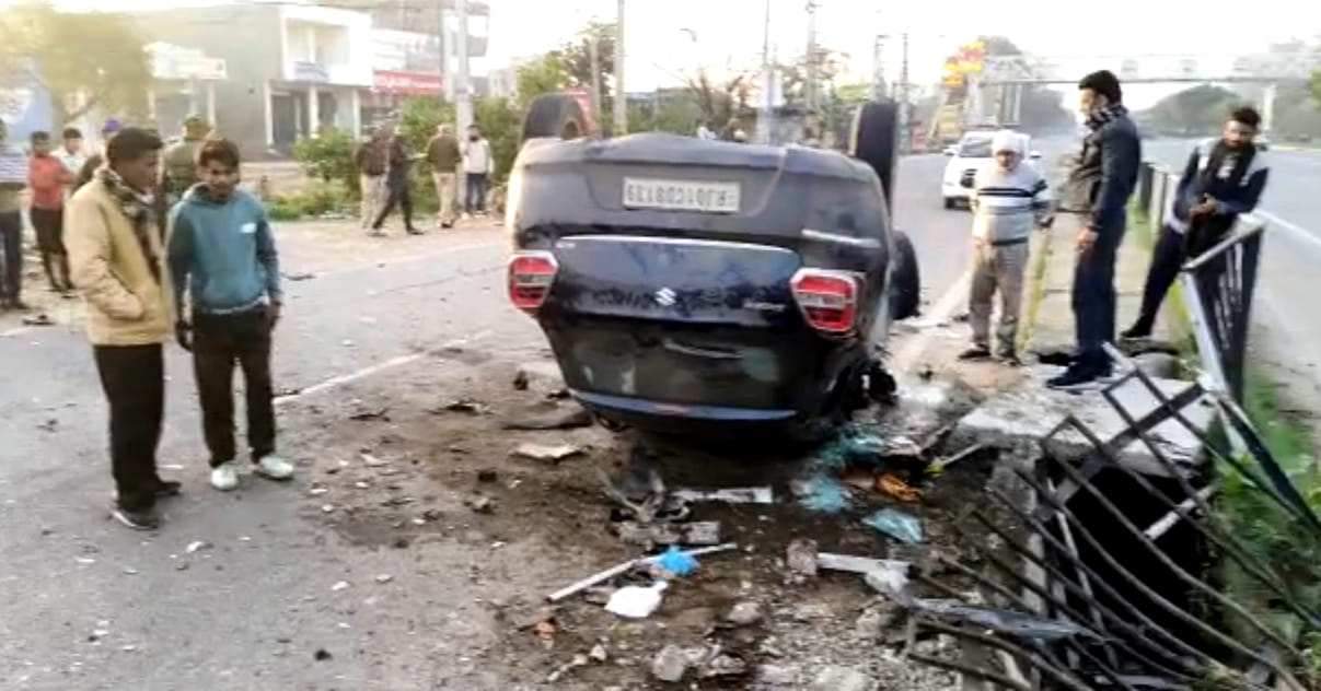 Youth dies in road accident