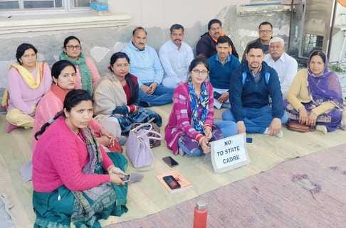 Revenue work stalled due to Patwari and Kanungo strike