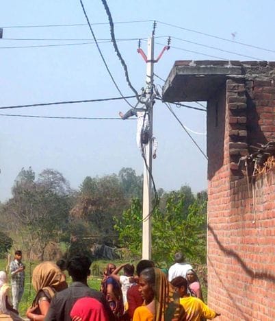 A worker changing a dilapidated line in Ushait died due to electric shock