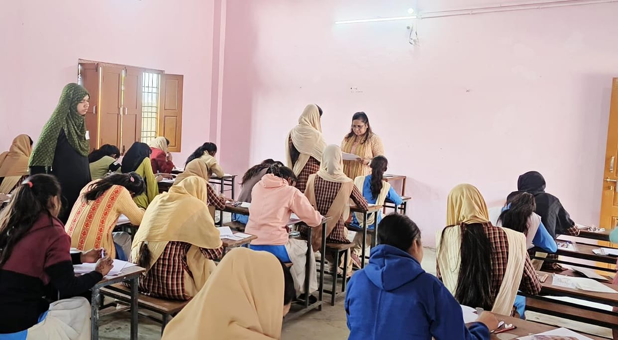Students got confused between years and dates in the history question paper