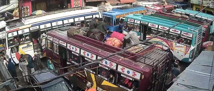 Traffic jam in Chinani