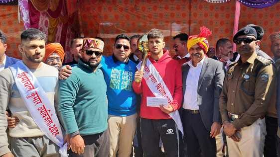 Narendra won the title of Bharat Kesari