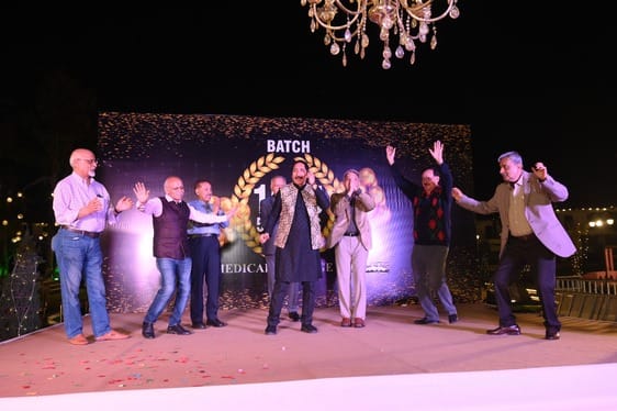 MBBS students of 1975 batch met in PGI after 50 years, got emotional after hugging