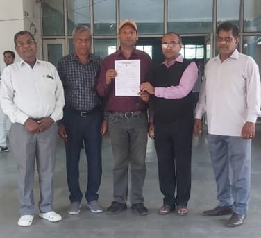 Demand to solve the problems of the sector