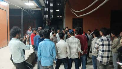 Bettiah bihar news Inter student stabbed and brutally murdered bihar police investigation today news in hindi