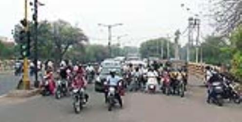 A flyover will be constructed to get rid of the jam at the intersection near Rajgarh Road Canal, the project will be completed by B&R