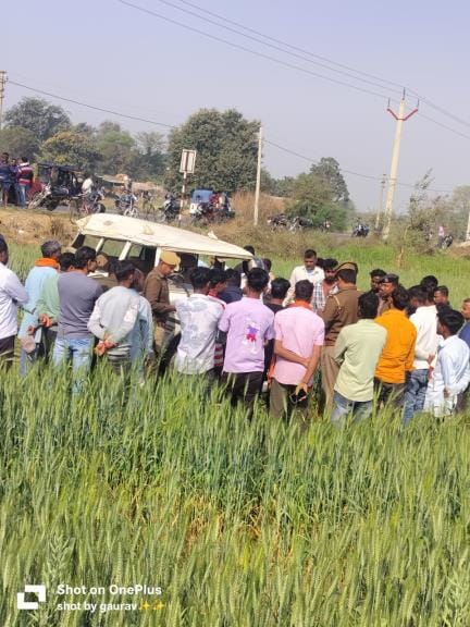Bolero lost control after tyre burst and overturned in the field