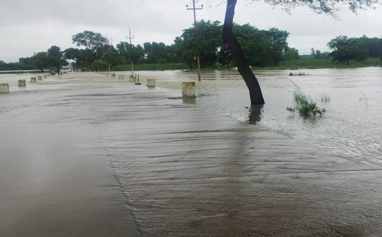 1.32 crore rupees will be spent on the repair of Karamhana embankment