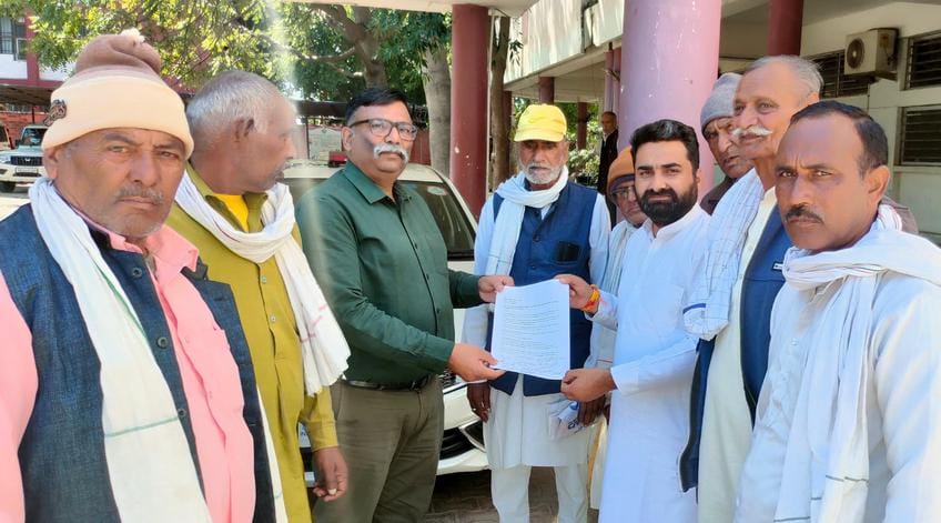 Demand for compensation for crops destroyed due to hailstorm