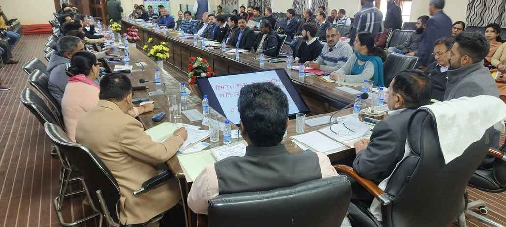 Officials pulled up for laxity in implementation of SC schemes