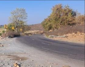 Narrow Kali Ghati became a problem, 11 vehicles overturned in two years