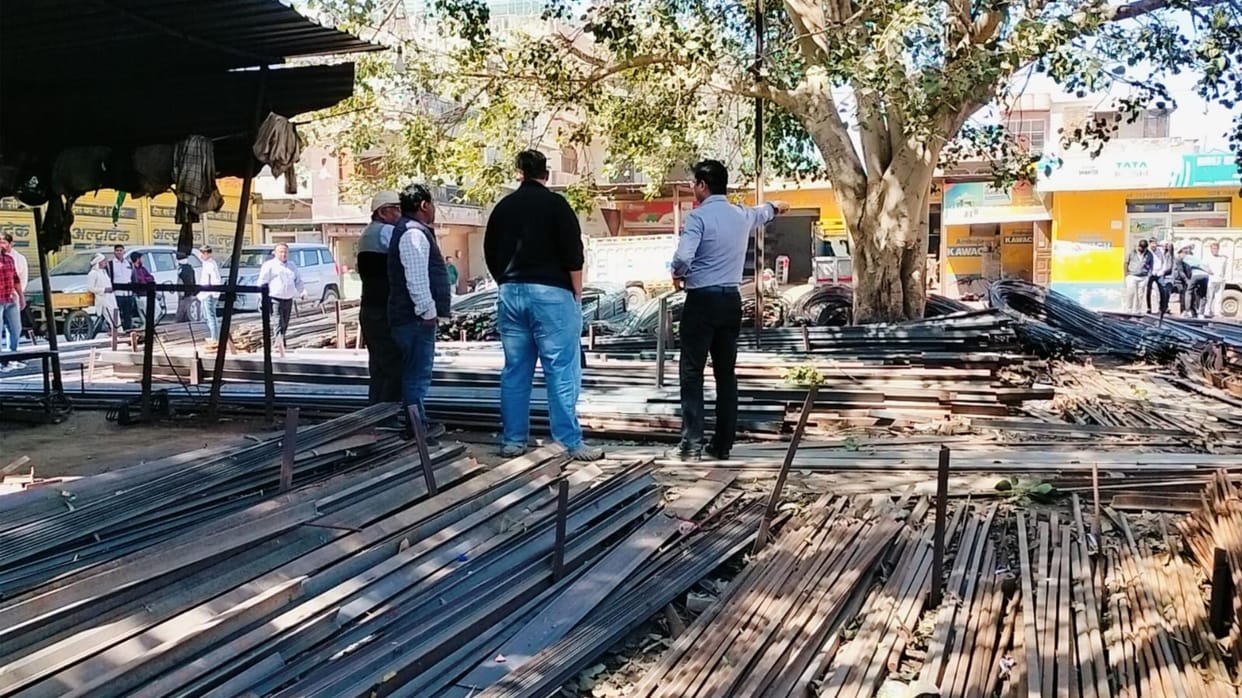 GST team investigated the establishments of iron traders
