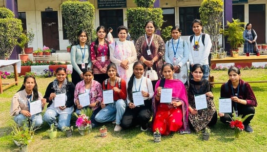Agrasen Mahavidyalaya tops in spring flower exhibition