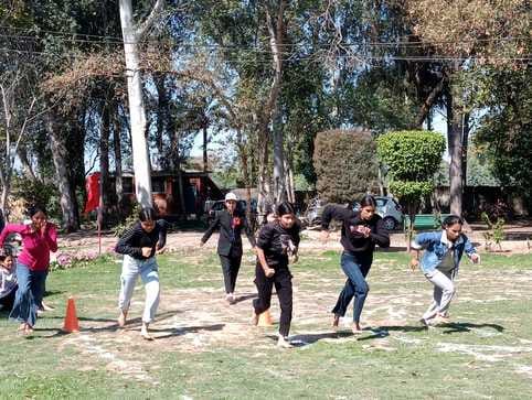 Mehakpreet first in 50 meter race