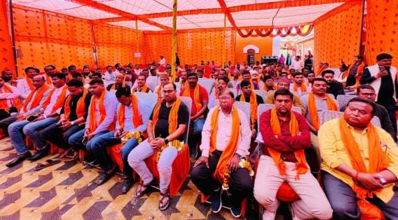 10 quintals of wood will reach the Holika Dahan sites